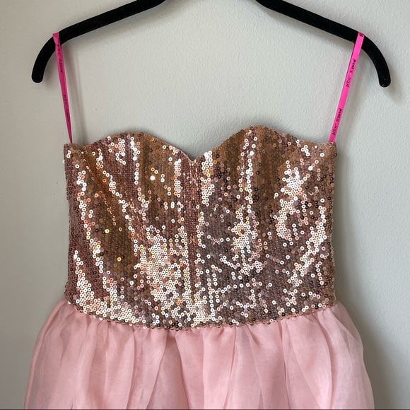 Betsey Johnson Pink Tulle and Rose Gold Sequined Party Dress | Size 6 - Picture 3 of 6